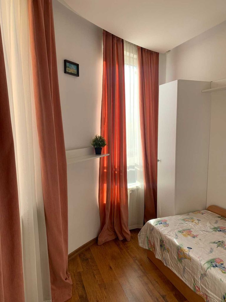 Дава се под наем Тристаен апартамент в София, Младост 3 - 75 кв.м за 663 € - Снимка #4