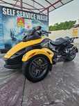 Can am spyder Bombardier