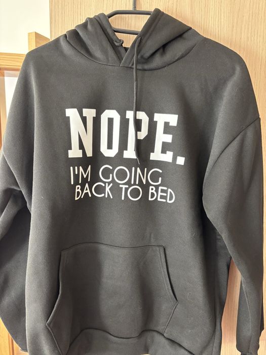 Продавам дамски блузи и сутчър