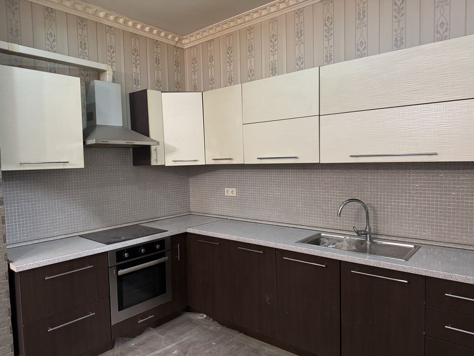 Кухонный мебель 4 м.