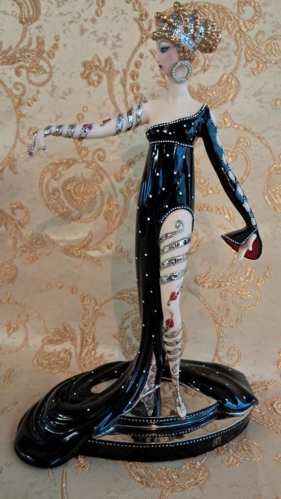 Колекционерска фигура на House of Erte