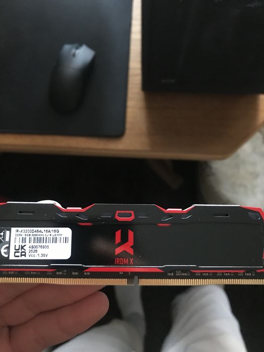 16 gb ram 3200mhz IROM X