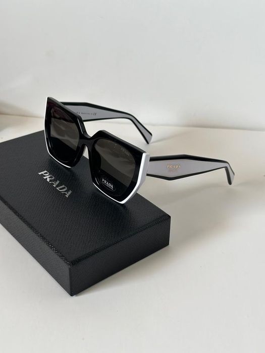 Слънчеви очила - pra*a