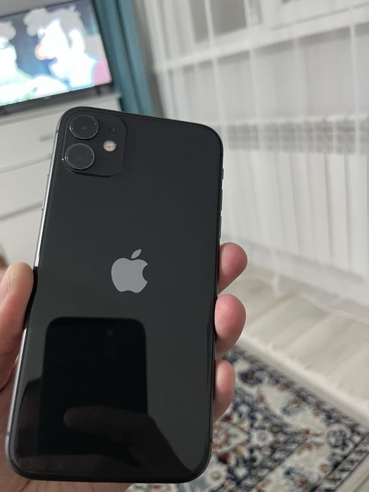 Продам iPhone 11