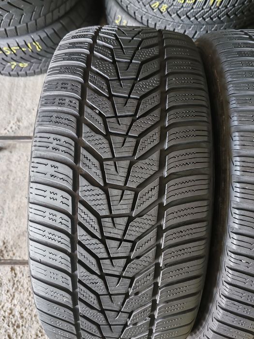 2 cauciucuri 235 45 18