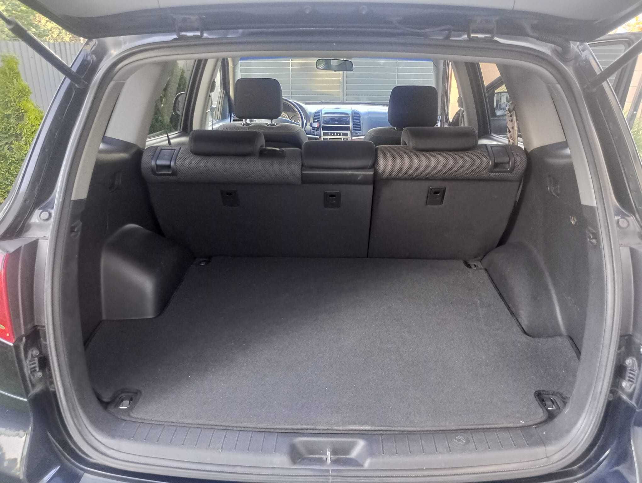Vând Hyundai Santa Fe