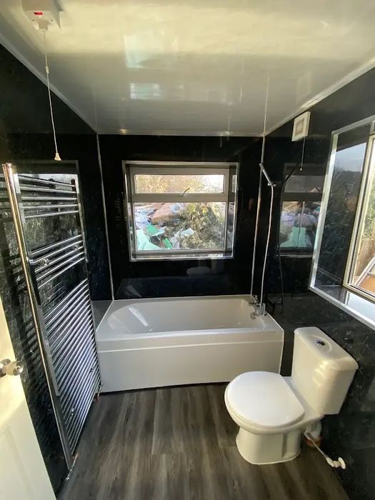 Executăm lucrări de construcții – interior & exterior