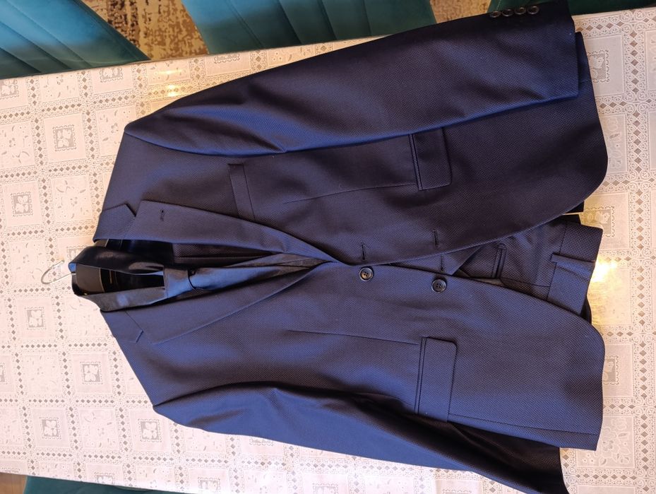 Костюм, тройка + галстук