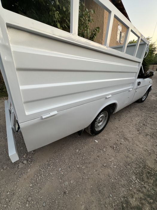 Volga pikap 3110 sotiladi