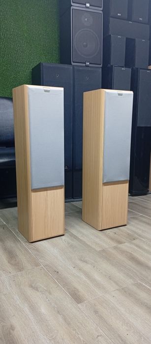 Тонколони ELTAX Universe