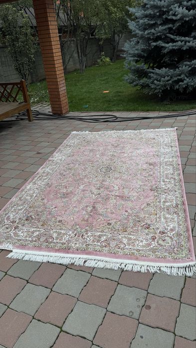 Ковер из Ирана.