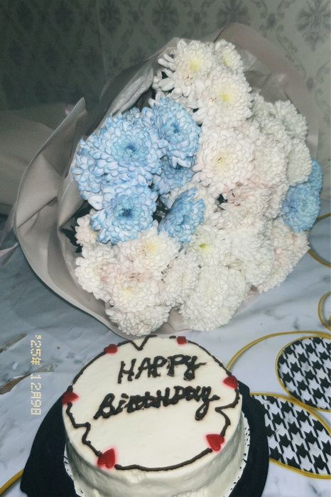 Продам свежие цветы без торта купили 8 mart