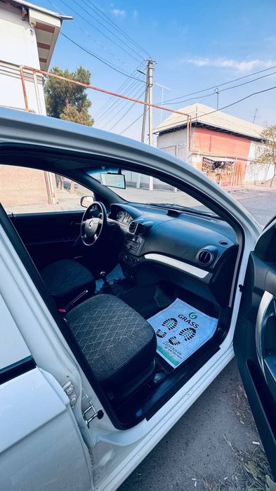 Nexia 3 . 2pazitsya abs. Kanisaner ful.