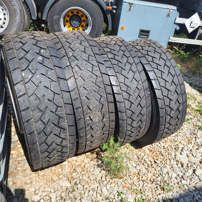 Anvelope Cauciucuri roți Dunlop 315 70 22.5 cu jante