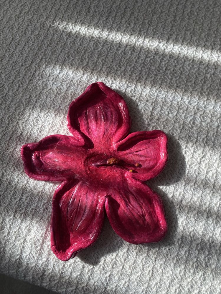 Hibiscus jewelry dish