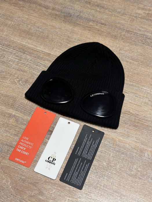 CP Company шапка