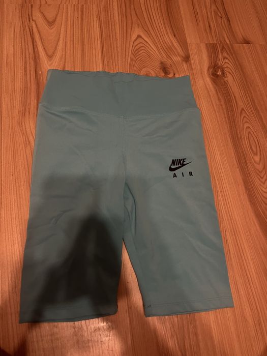 Нов клин на Nike размер S
