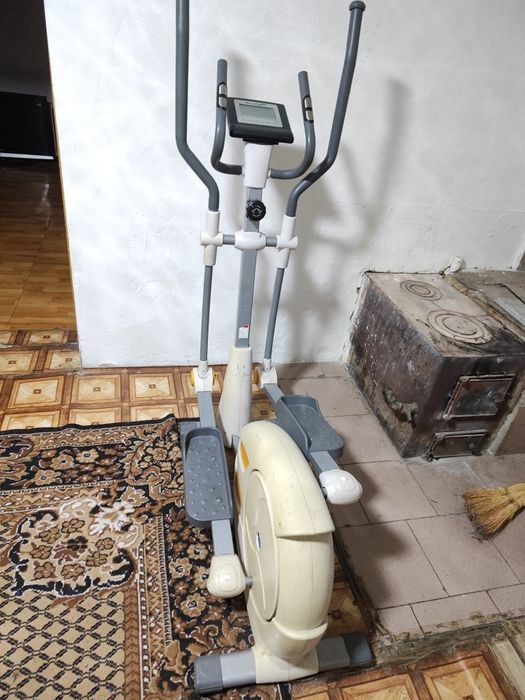 Тренажерный аппарат