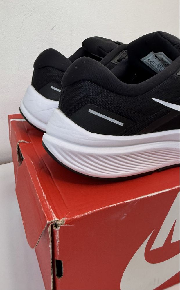 Nike Air Zoom Structure 24 ( 45) Маратонки за бягате