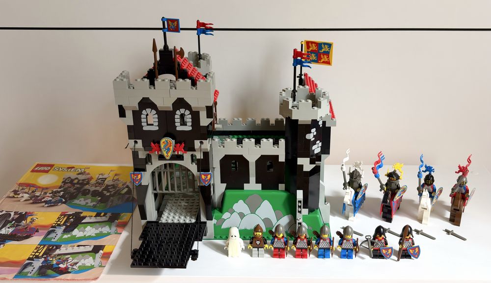 LEGO® 6086 Black Knight's Castle