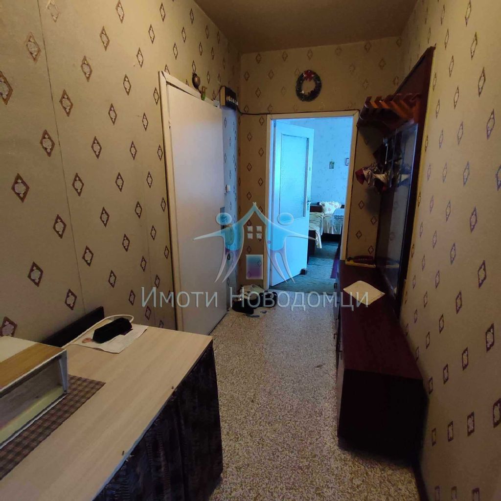 Продава се Двустаен апартамент в Шумен, Пазара - 62 кв.м за 1152 €/кв.м - Снимка #3