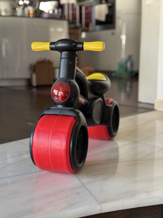 Vand mini BMW masina jucarie originala copii bicicleta trici electrica