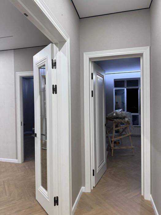 Установка межкомнатных дверей