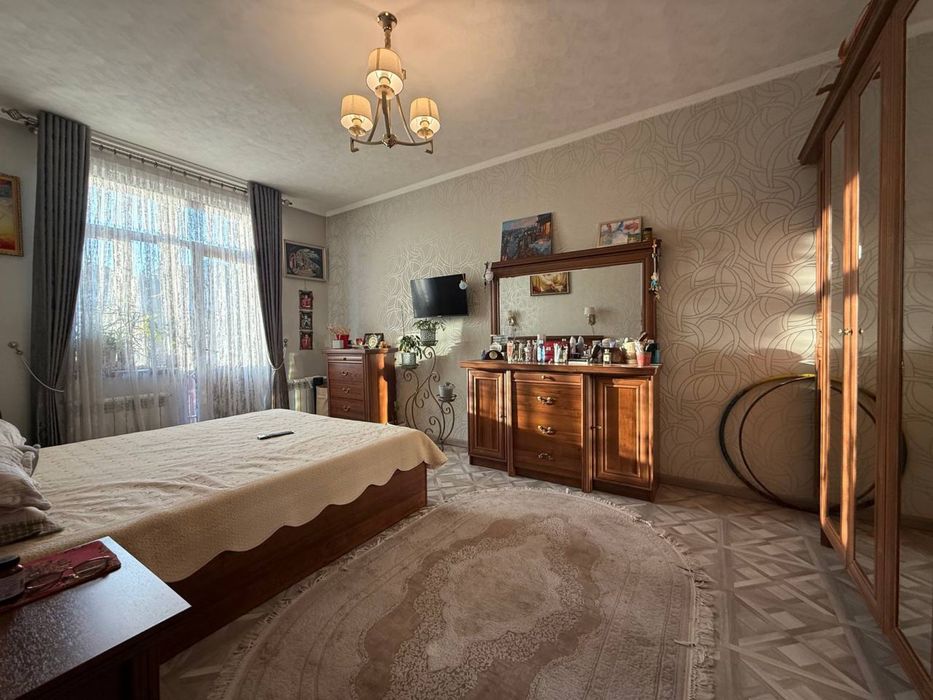 ЖК Семейный Golden House 2/5/5  70м2 яккасарай
