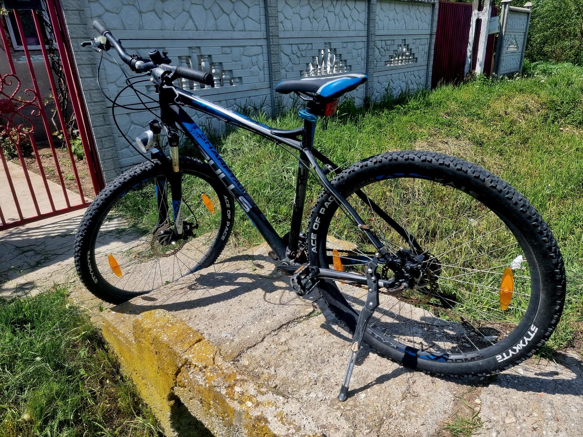 Vand bicicleta bulls