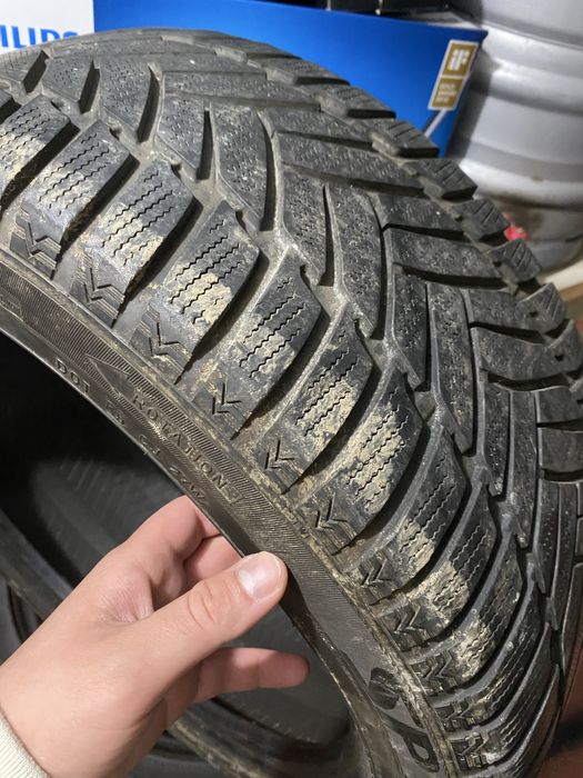 Cauciucuri IARNA DUNLOP 235/45/17