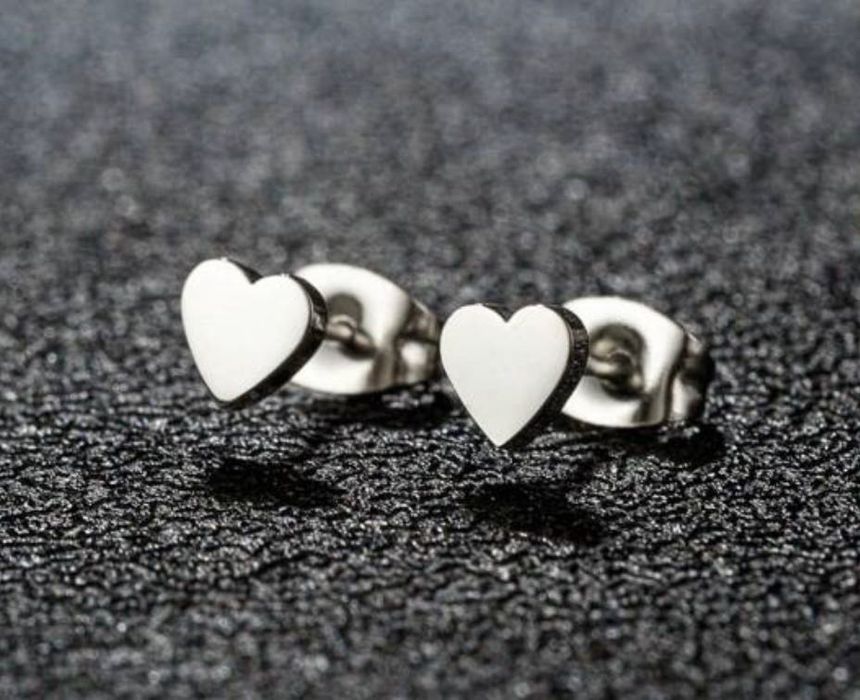 Обеци от смомана