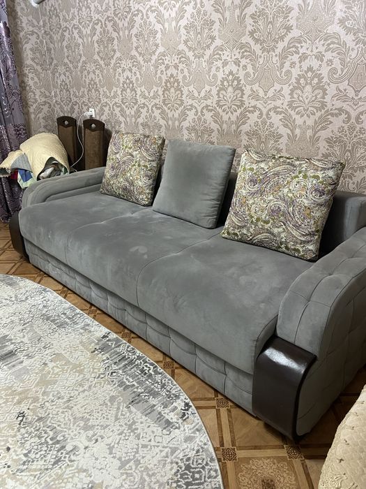 Продам диван в отличном состоянии