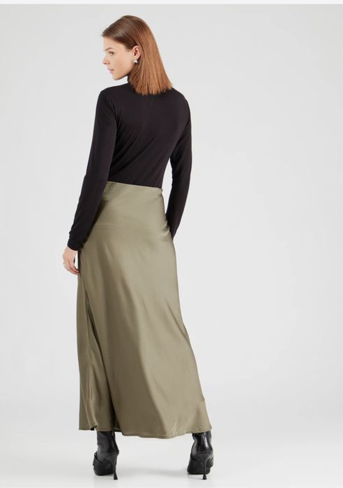 Пола в цвят Маслина ONLY