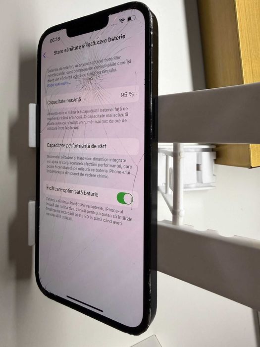 iPhone 13 / 128 GB / 95%/ Cutie și Incărcător