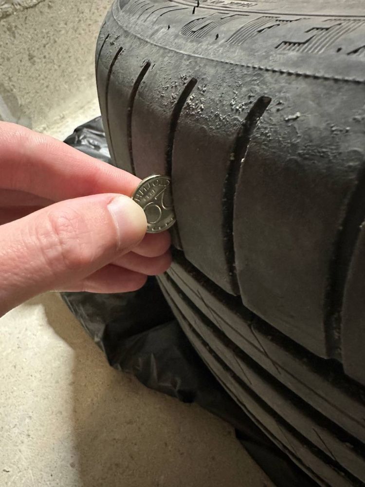 Летни гуми Goodyear Efficientgrip 225/45 R18 ДОТ 2023 г. 95W