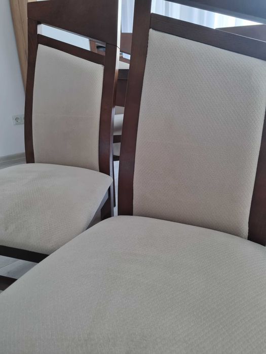 Masa extensibila si 6 scaune