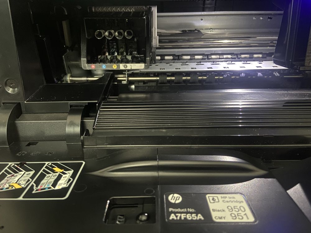 Imprimanta HP officejet pro 8620 FARA CARTUSE