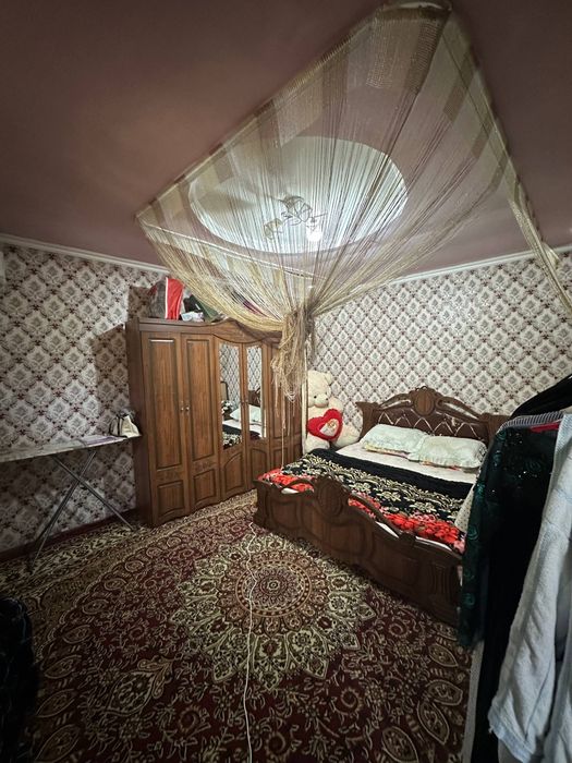 Toshkent viloyati qibray tumanida 6 sotixli uy sotiladi