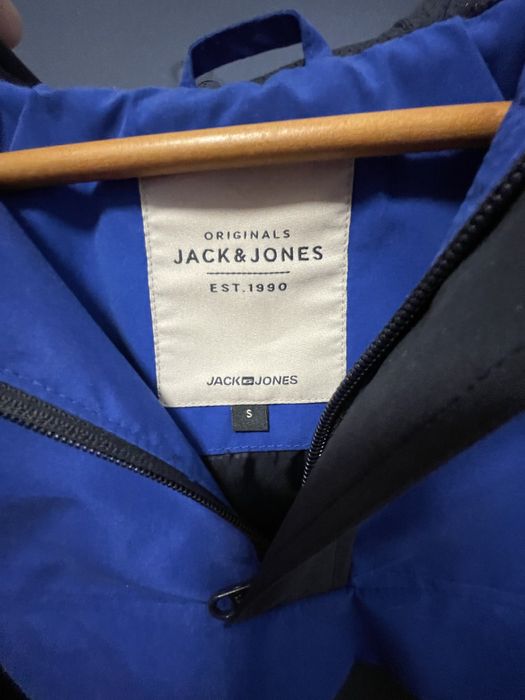 Jacheta barbati jack &johnes