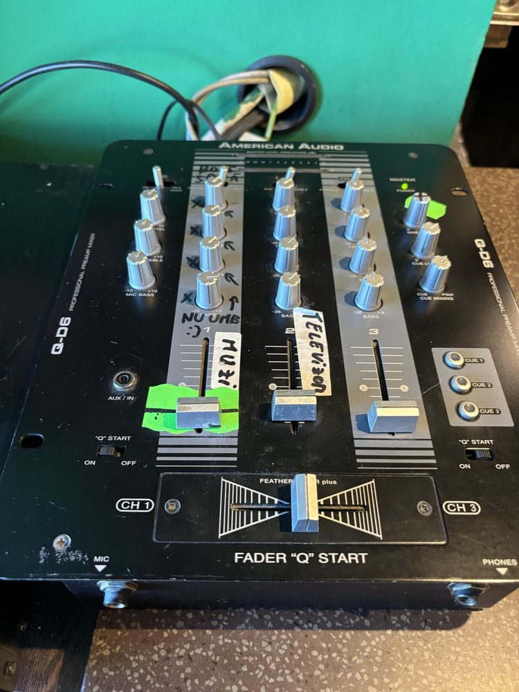 Sitem audio profesional complet Statie Mixer Boxe