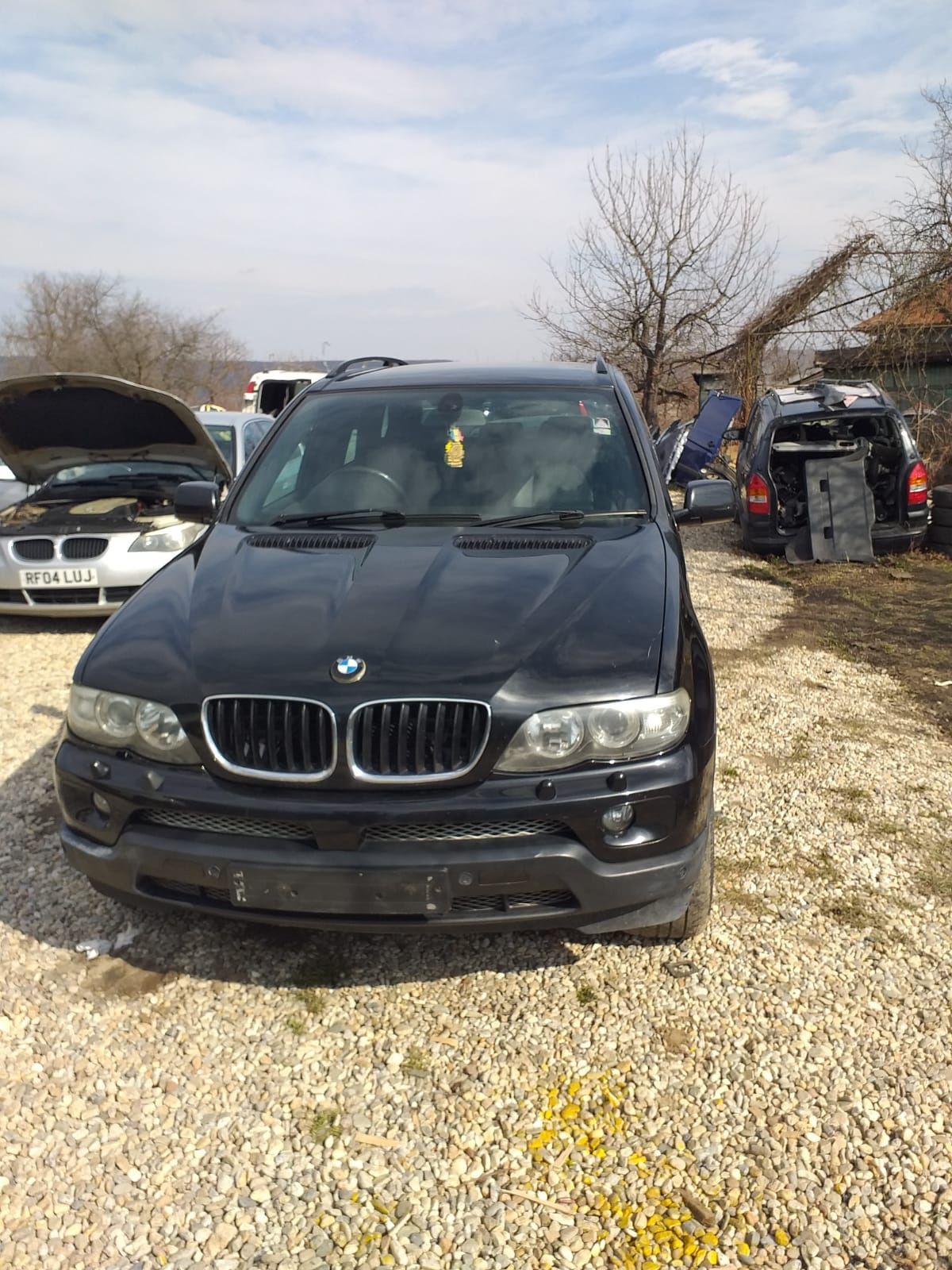 Piese dezmembrări bmw e90 e91 e92 e87 e70 e53 e60 e61 f10 f11 320 d I