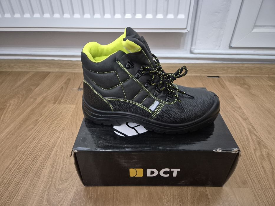 Vand bocanci protectie