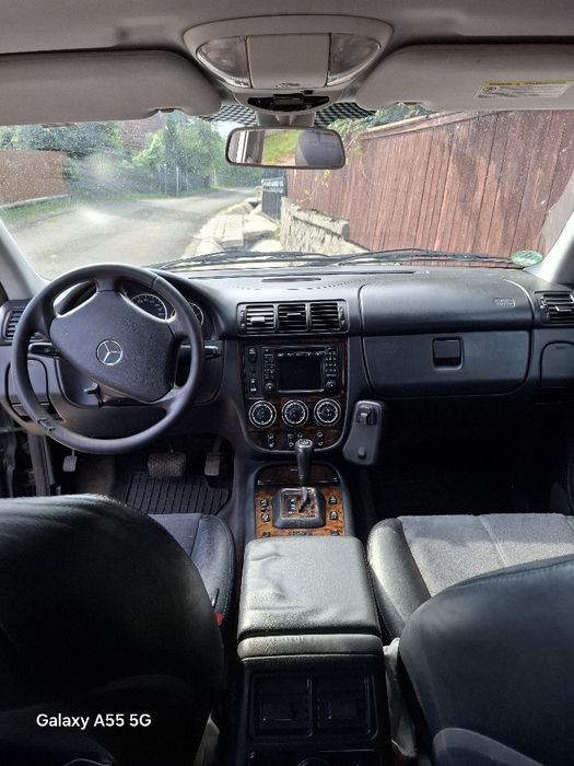 Vând Mercedes ml 270