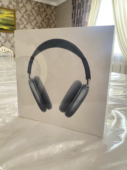 Air Pods Max - Skye Blue 2024 (USB-C)