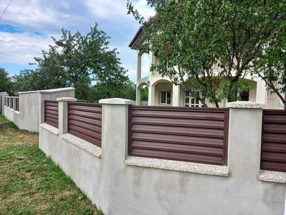 Garduri si porti din panou stil jaluzele, sipca metalica, plasa si BCA