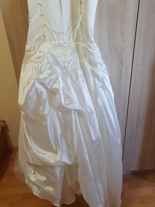 Vând rochie de mireasa