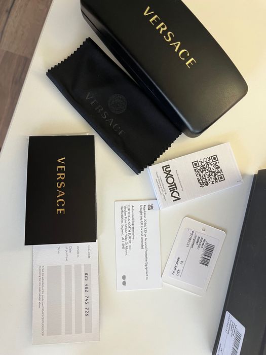 Ochelari de soare Versace