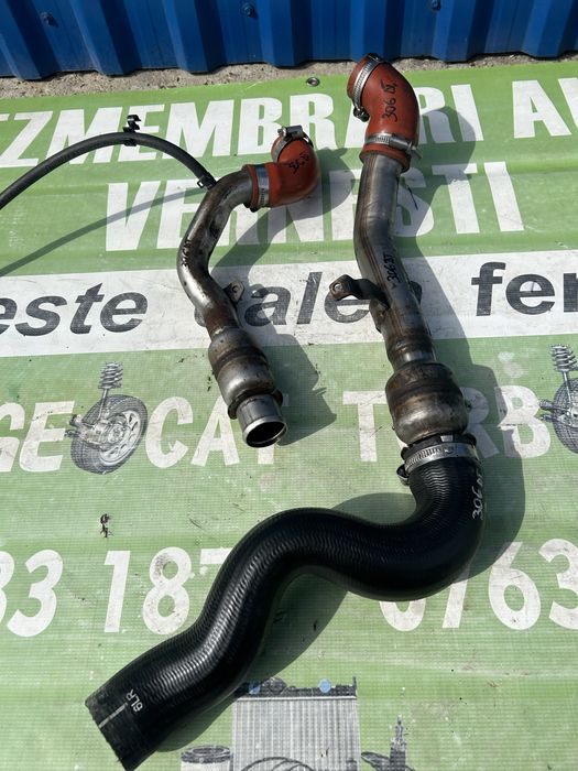 Furtun turbină dreapta Range Rover Sport 3.0 D 306 DT 2015