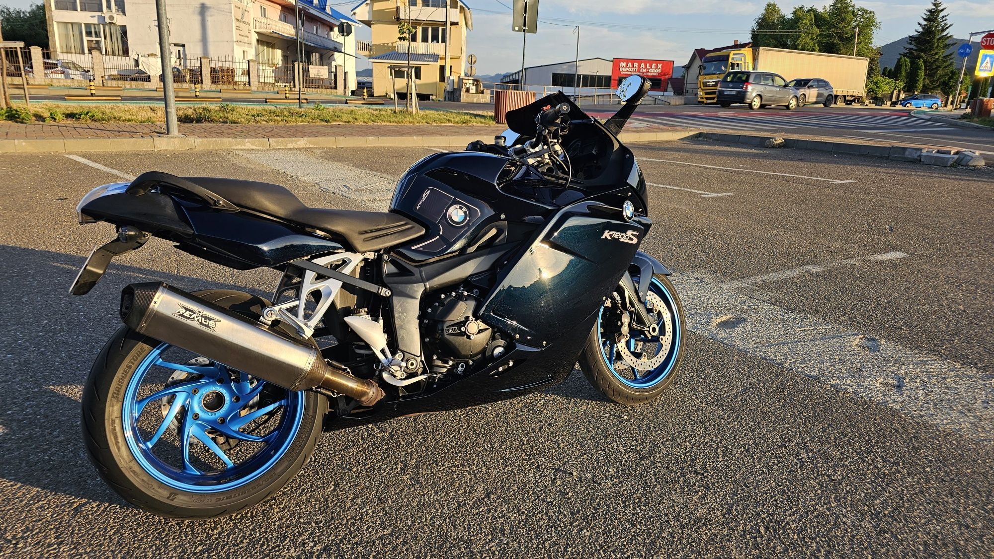 BMW K1200S  rate