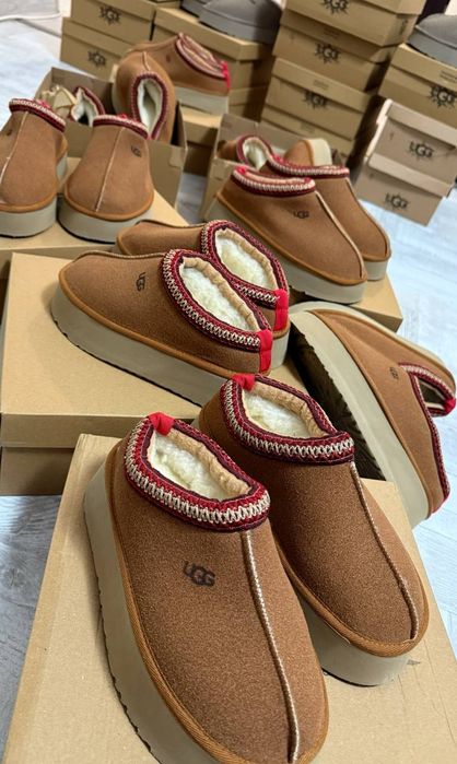 UGG DAMA PRET REDUS livrare rapidă